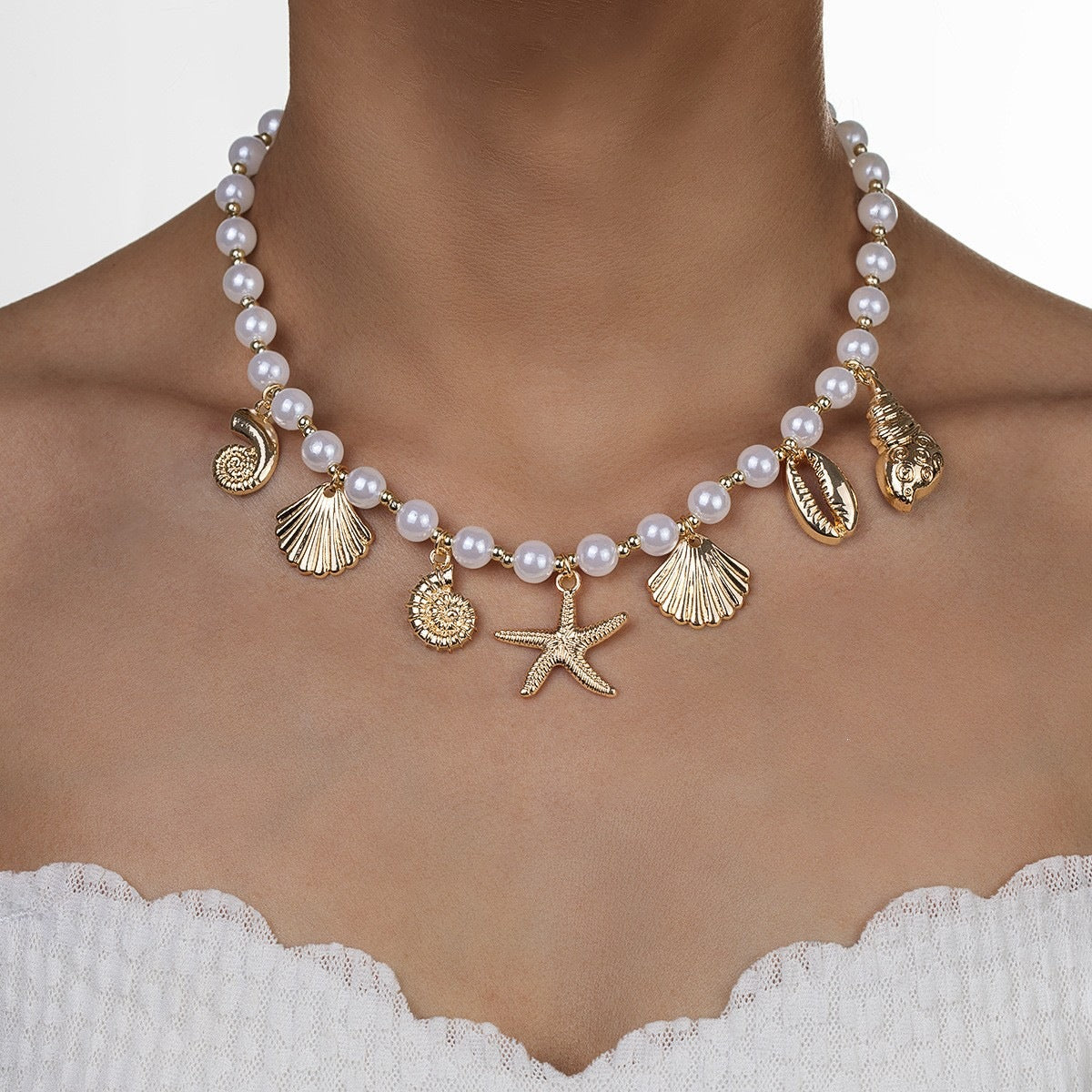 Women's Beach Vacation Style Alloy Starfish Shaped Stud Earrings