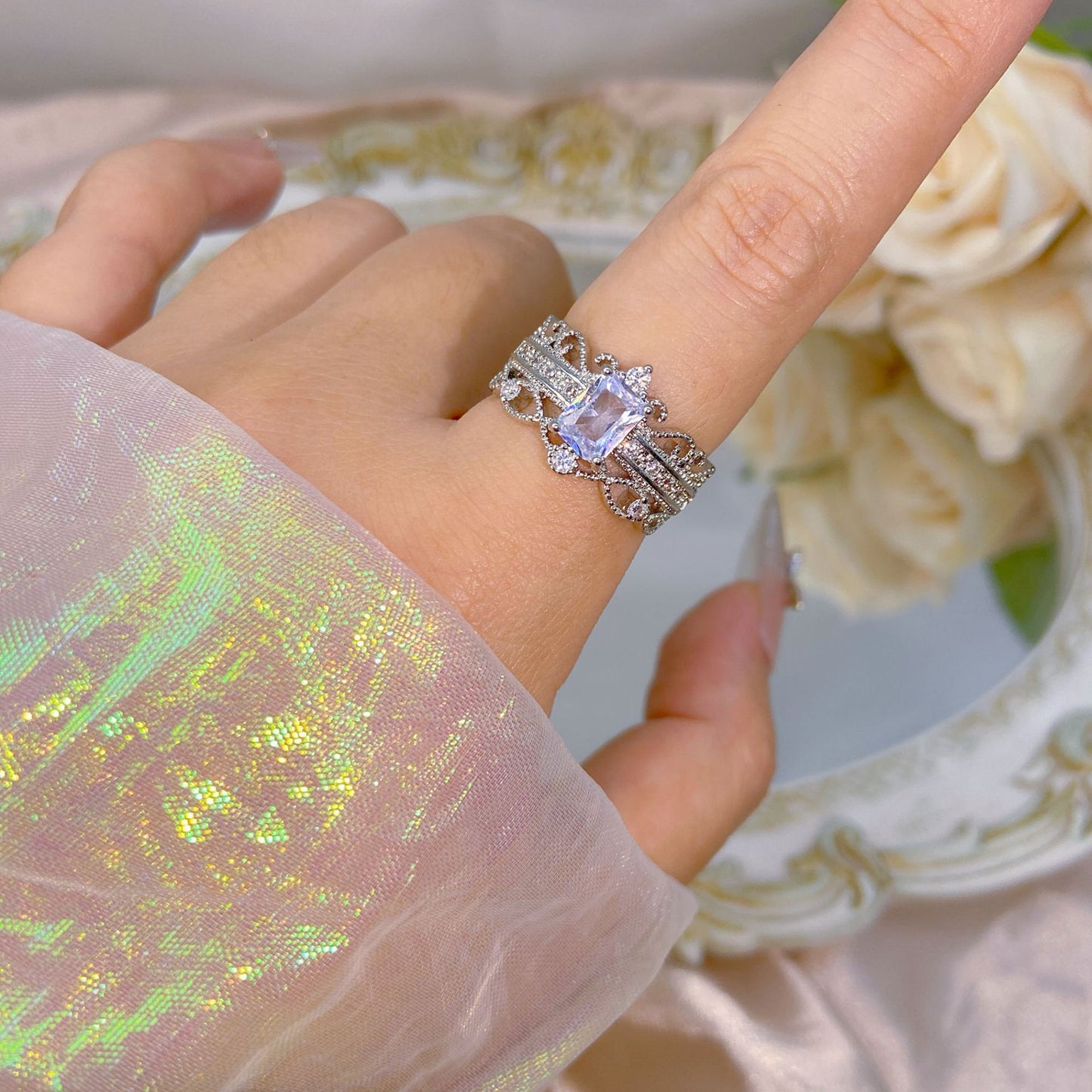 Yuan High-quality Zircon High-grade Color Retaining Open Rings