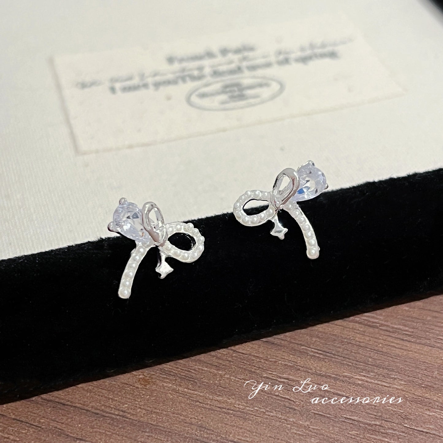 Hollow Pearl Bow Female Sweet Korean Gentle Stud Earrings