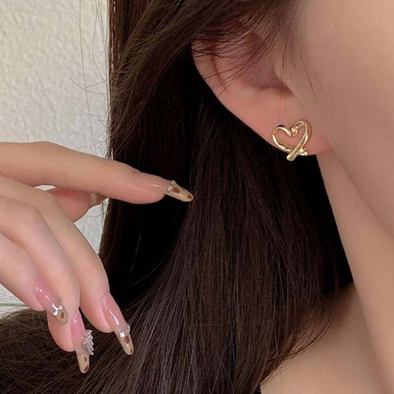 Needle Fashion Personality Peach Heart Simple Heart-shaped Small Earrings