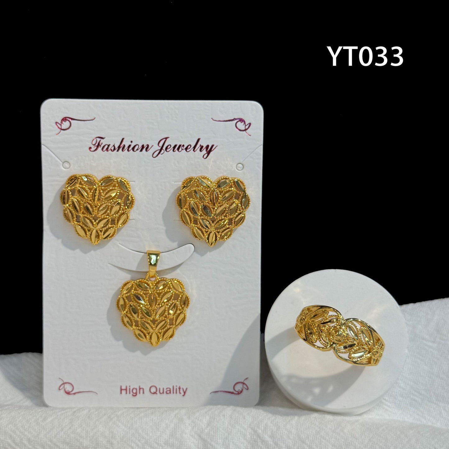 Gilding Hollow Pattern Niche Design Disc Pendants