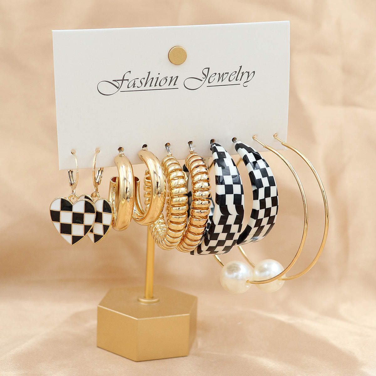 Women's Fresh Summer Versatile Acrylic Round Pairs Plastic Earrings