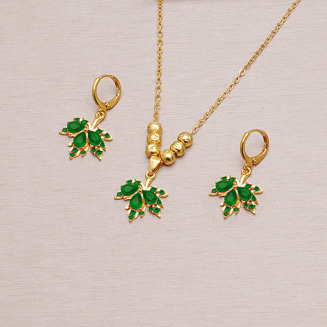 Maple Leaf Two-piece Special Interest Light Necklaces
