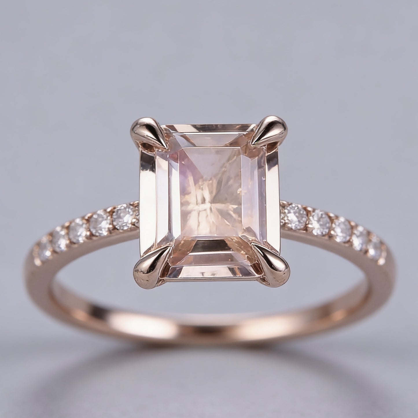 Rose Gold Inlaid Champagne Imitation Diamond Ring