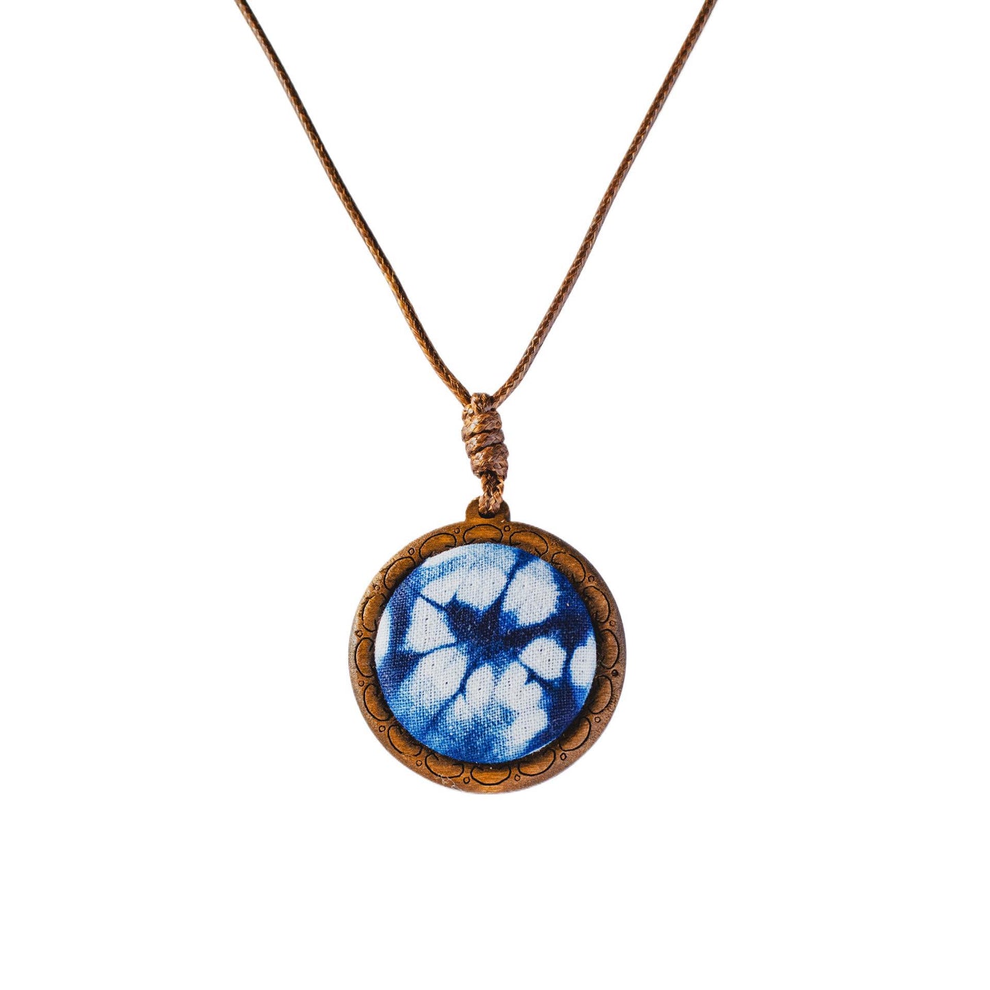 Ethnic Style Wood Carving Vintage Artistic Sweater Chain Plant Dyed Necklace
