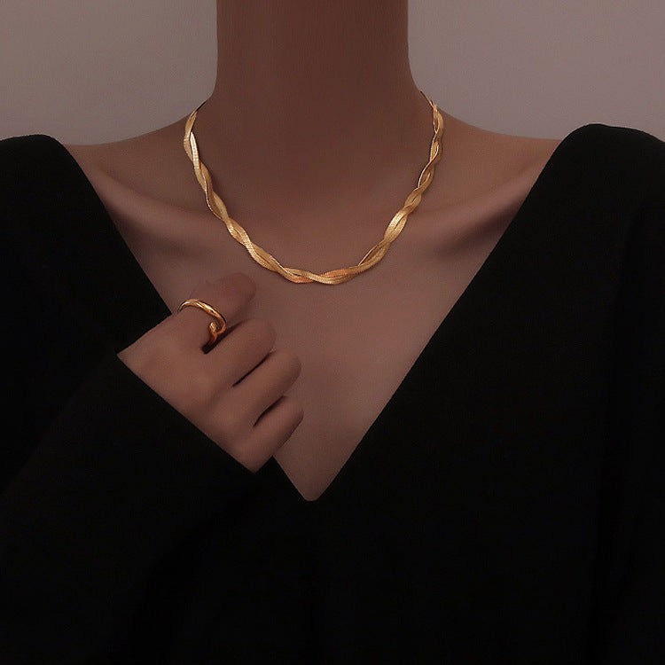 Women's Personality Minimalist Elegant High-grade Gold Cross Necklaces