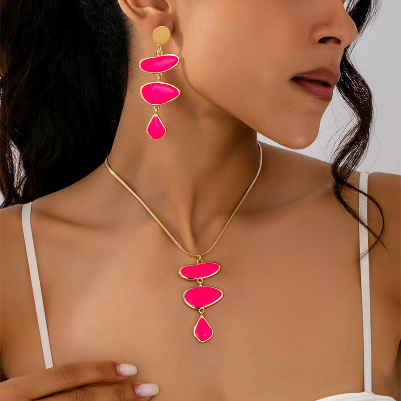 Women's Fashion Elegant Geometric Enamel Glaze Suit Suitable For The Dinner Jewelry Set