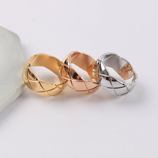 Diamond Plaid Gold Titanium Steel Couple One-hand Straight Hair Light Rings