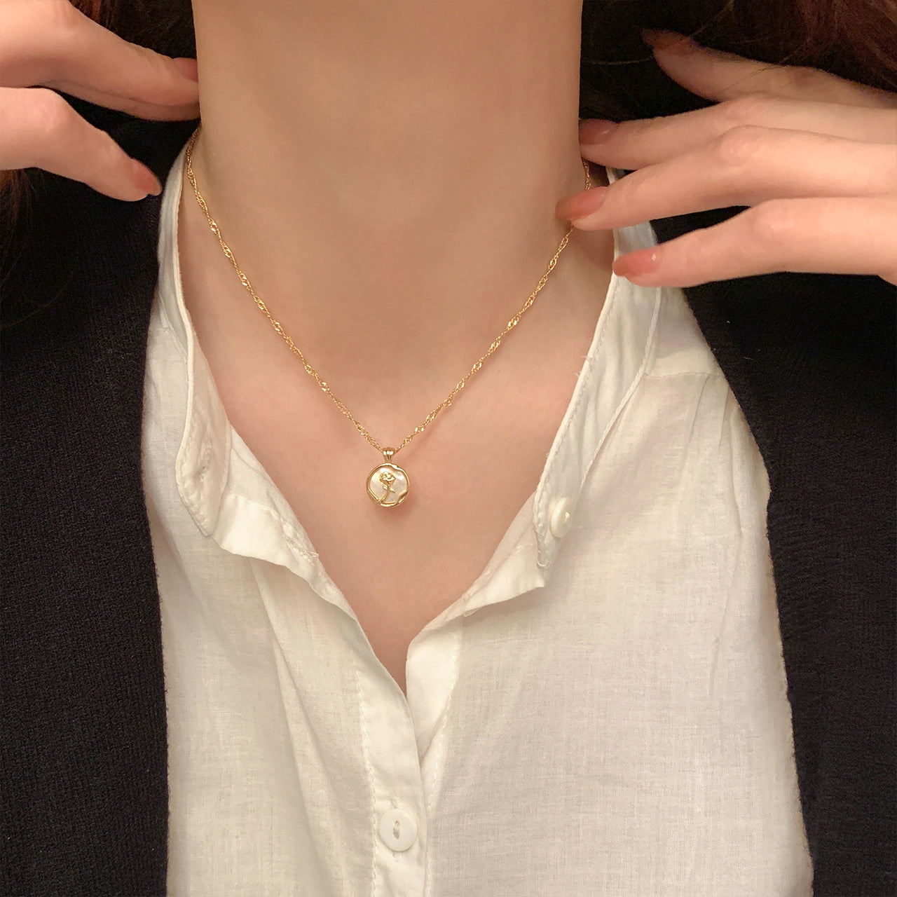 French Tulip Flower Round Fashion Temperament Clavicle Chain Necklace
