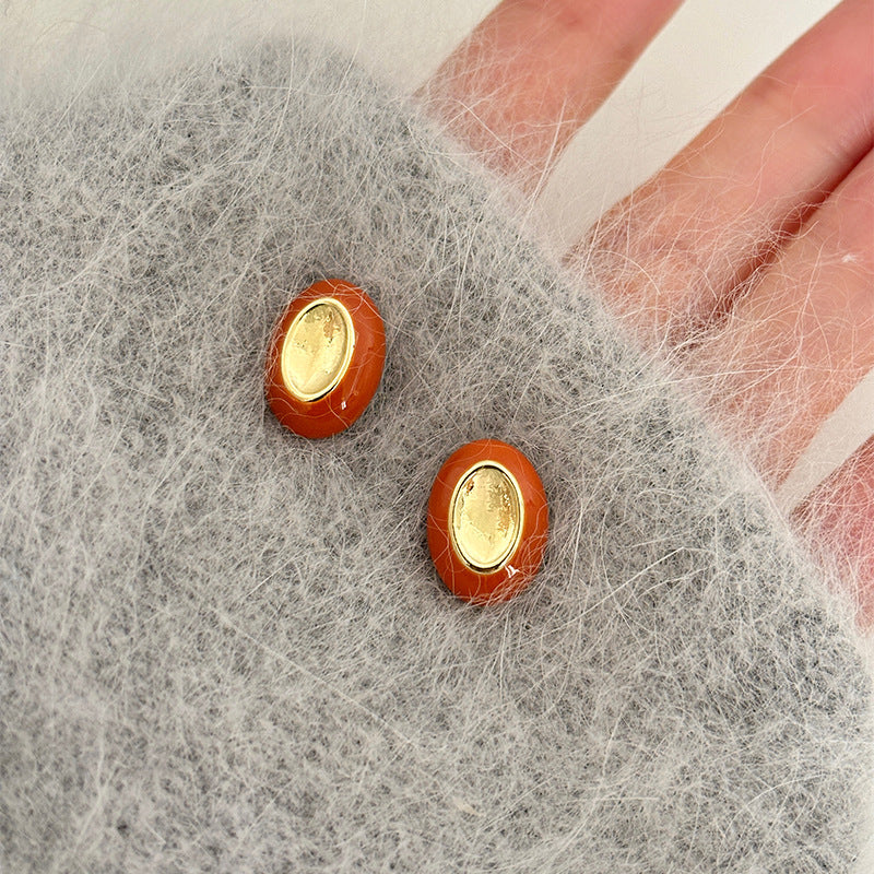 Women's Oval Bean-shaped Design High-grade Retro Simple Earrings