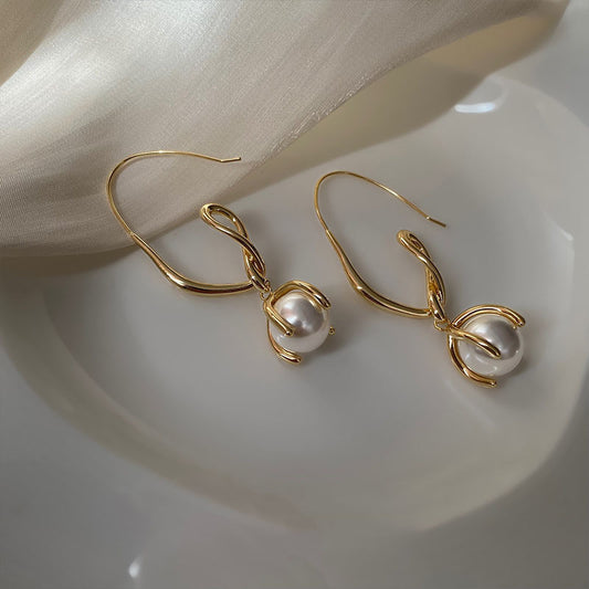 Twisted Line Pearl Female French Entry Lux Niche High Rings
