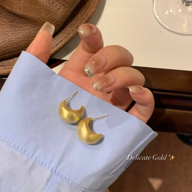 Women's Gold Sier Beanie Needle Auricular Simple Unique Design High-grade Stud Earrings