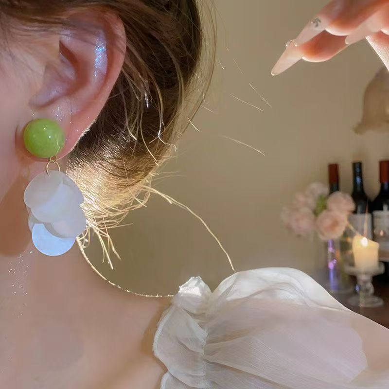 Avocado Green Fashionable Vacation Style Elegant Light Stud Earrings