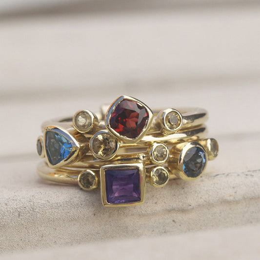 Classy Shi Geometric Multicolor Unique Female Rings