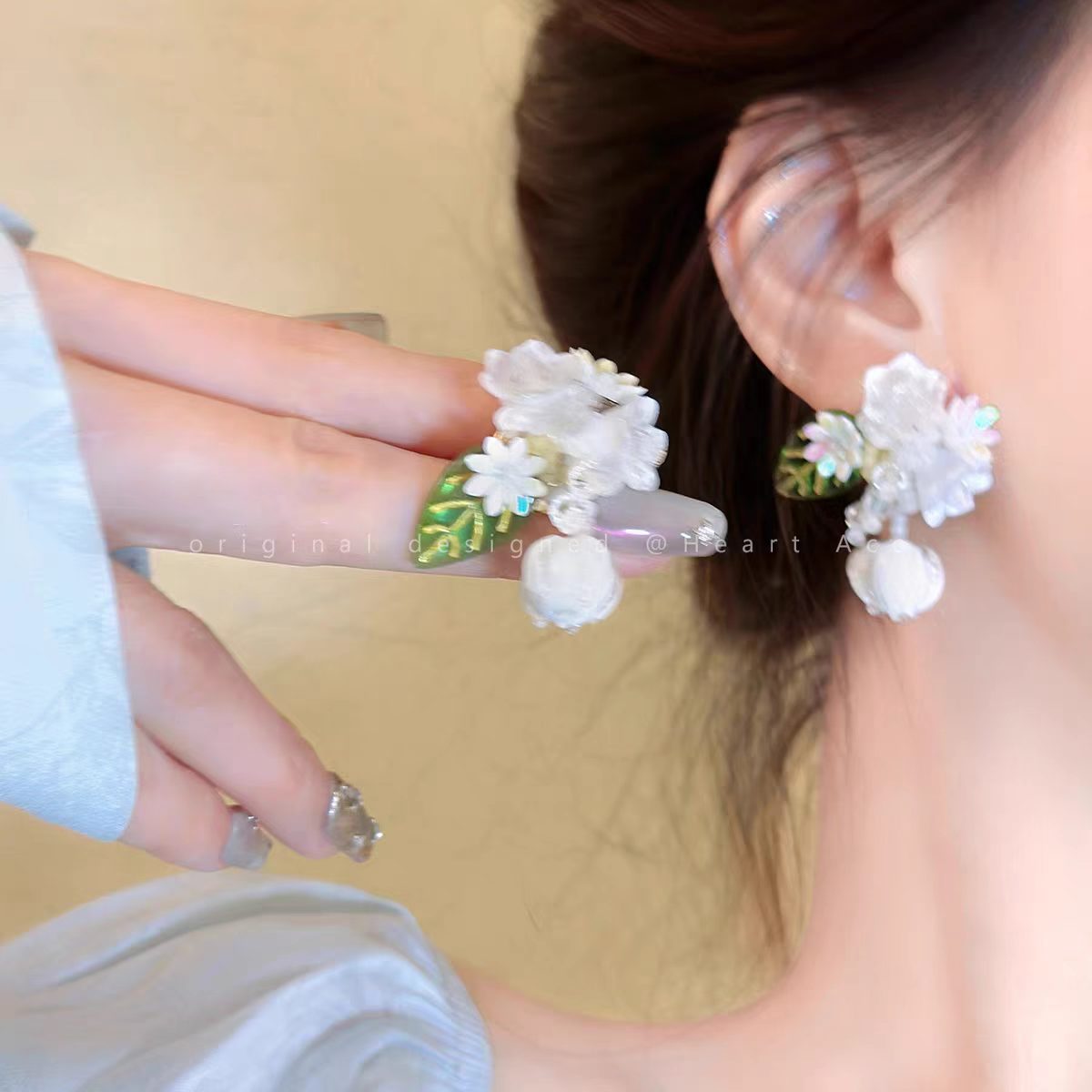 Dopamine Beaded Flower Bud Mori Sweet Artistic Temperament Stud Earrings