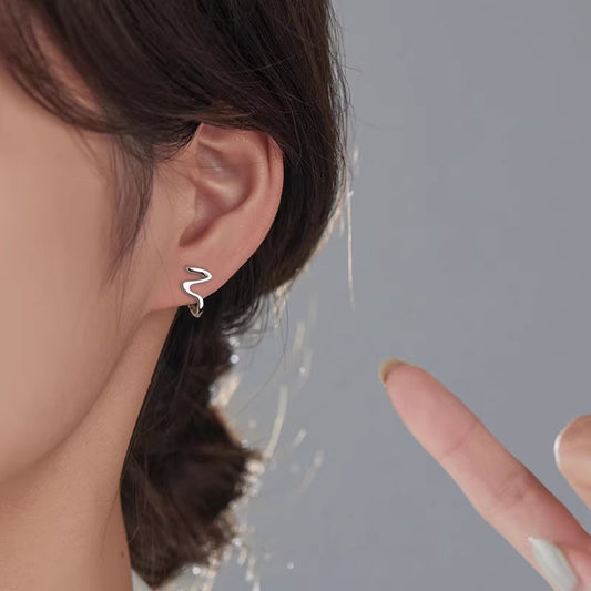 Women's Sterling Sier For Wave Ear Niche High-grade Clip Light Luxury Rings