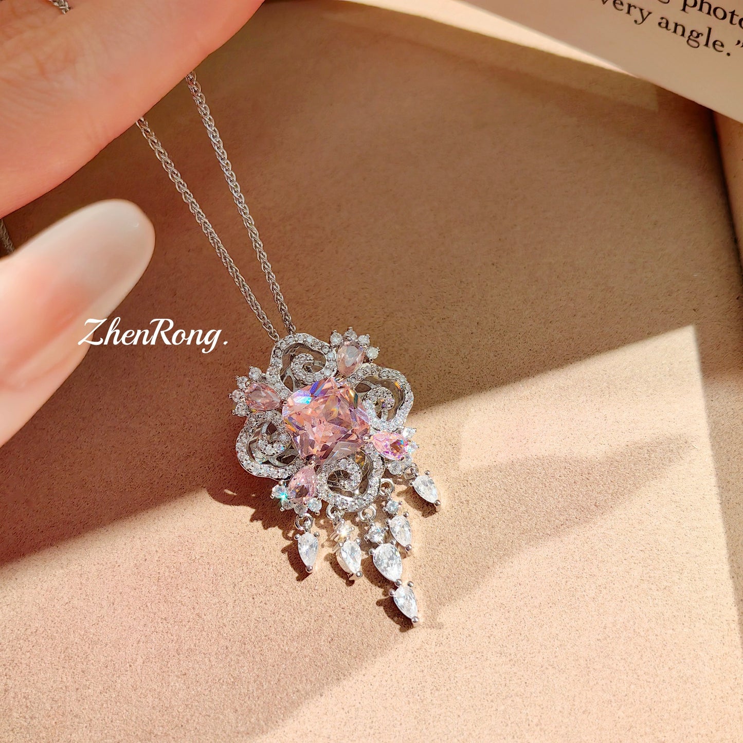 Women's Gems Brooch Pink Diamond Sapphire Three-piece Fashionable Necklaces