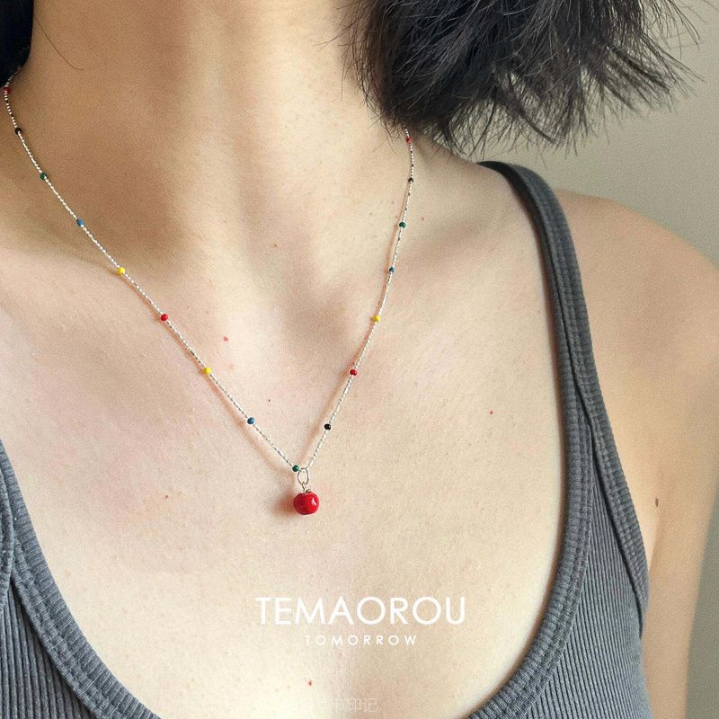 Water Drop Retro Design Temperament Entry Necklaces