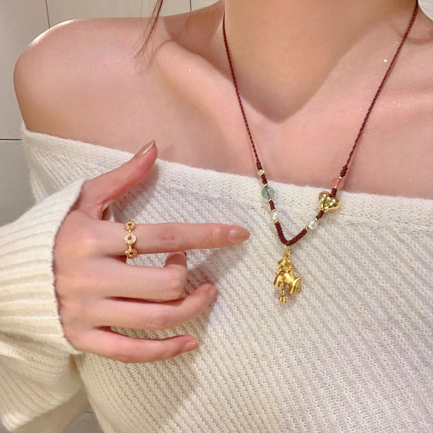Women's Rich Zodiac Pony Light Luxury High-grade Red Heart Necklace