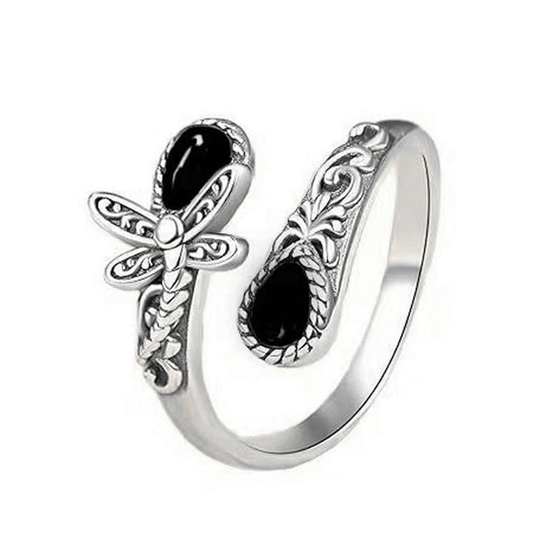 Moonstone Hollow Victoria Vintage Embossed Bow Rings