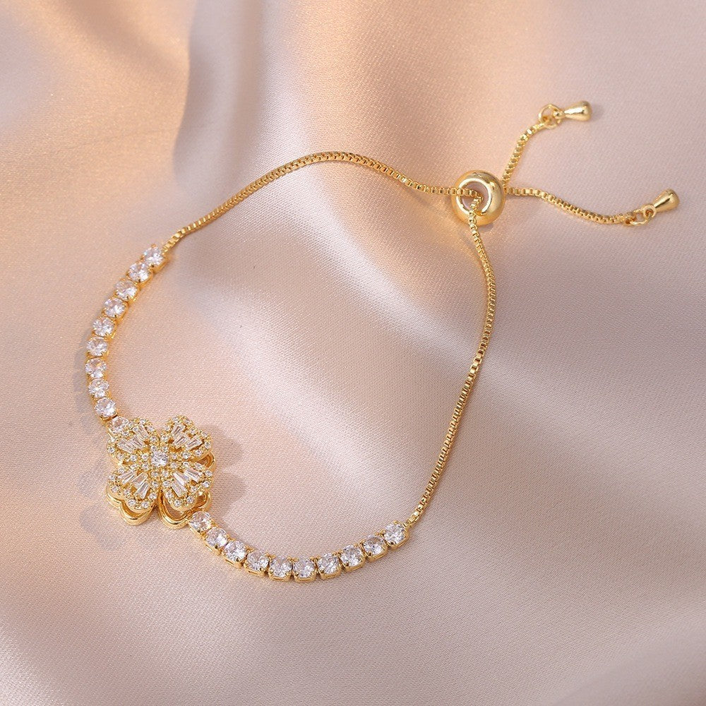 Female Five Petal Flower Fashion Bauhinia Rotatable Bracelet
