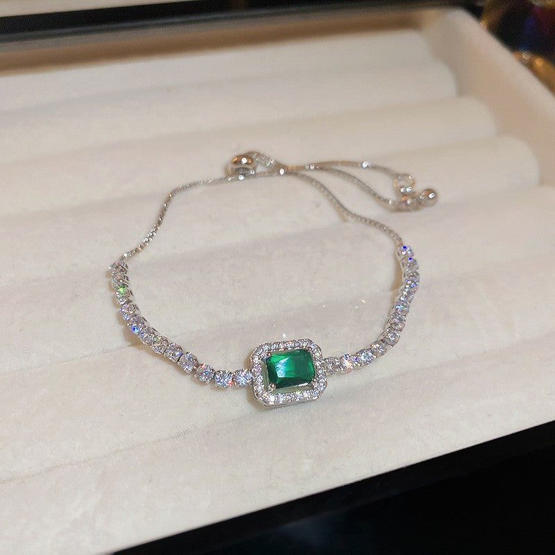 Women's Korean Geometric Round Zircon Light Luxury High-grade Stylish Simple Bracelets