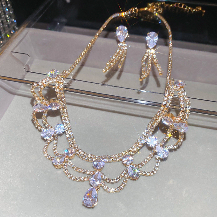 Women's Luxury Minority Clavicle Chain Palace Style Jewelry Set