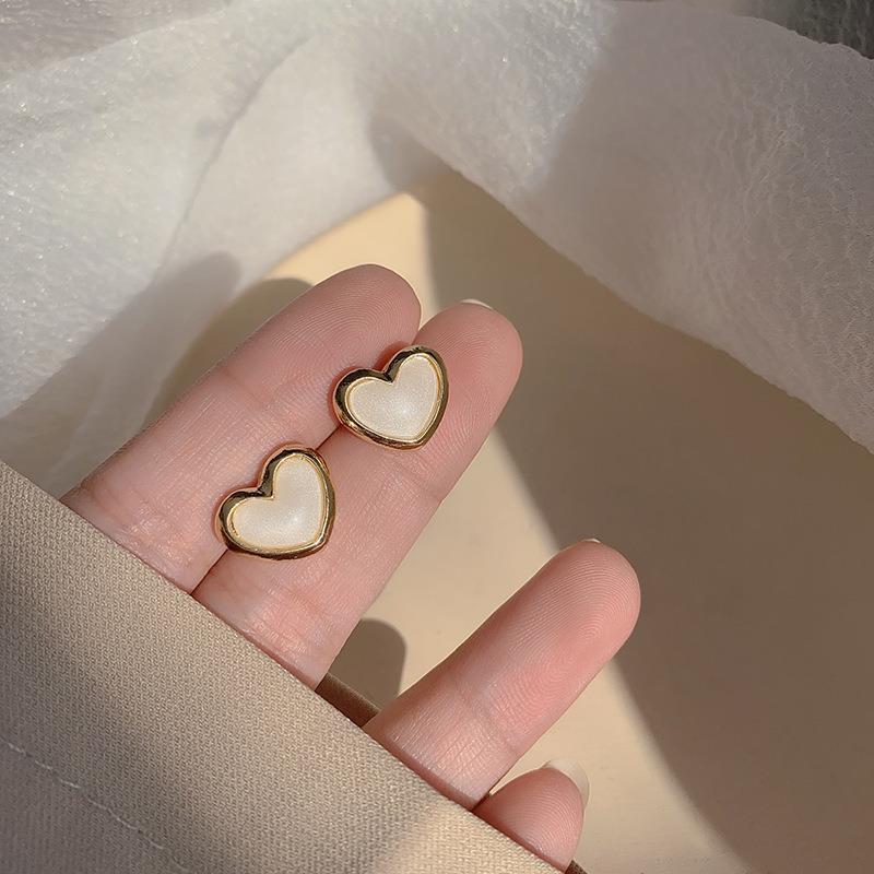 Women's Bone Niche Clips Light Luxury Elegant Stud Earrings