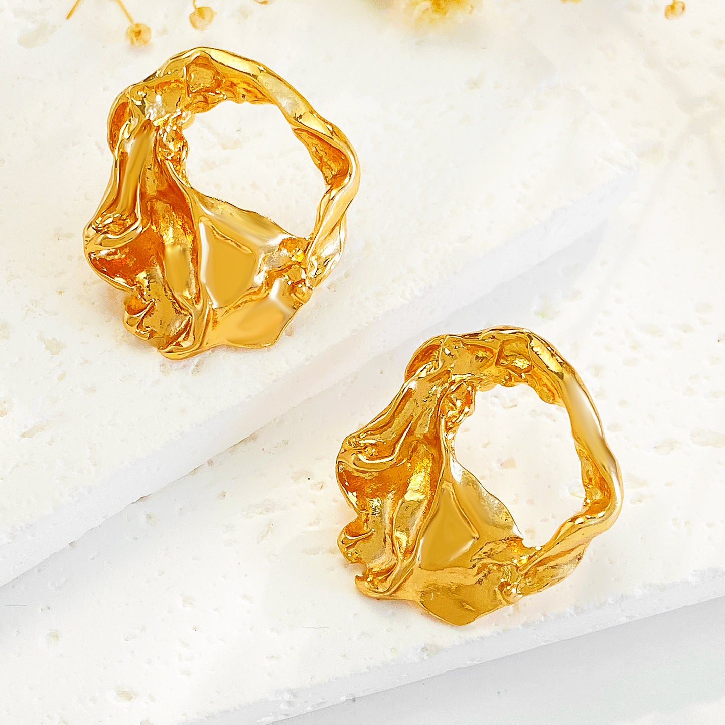 Women's Irregular Metallic Affordable Luxury Fashion Niche High Stud Earrings