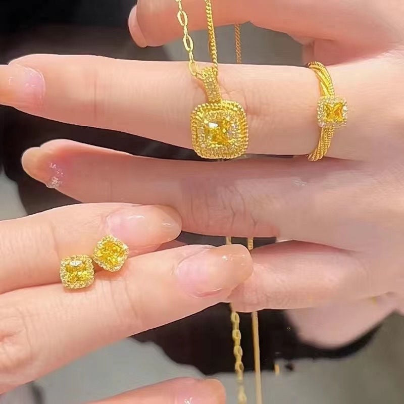 Light Luxury Super Flash Small Sugar Cube Female Citrine Necklace