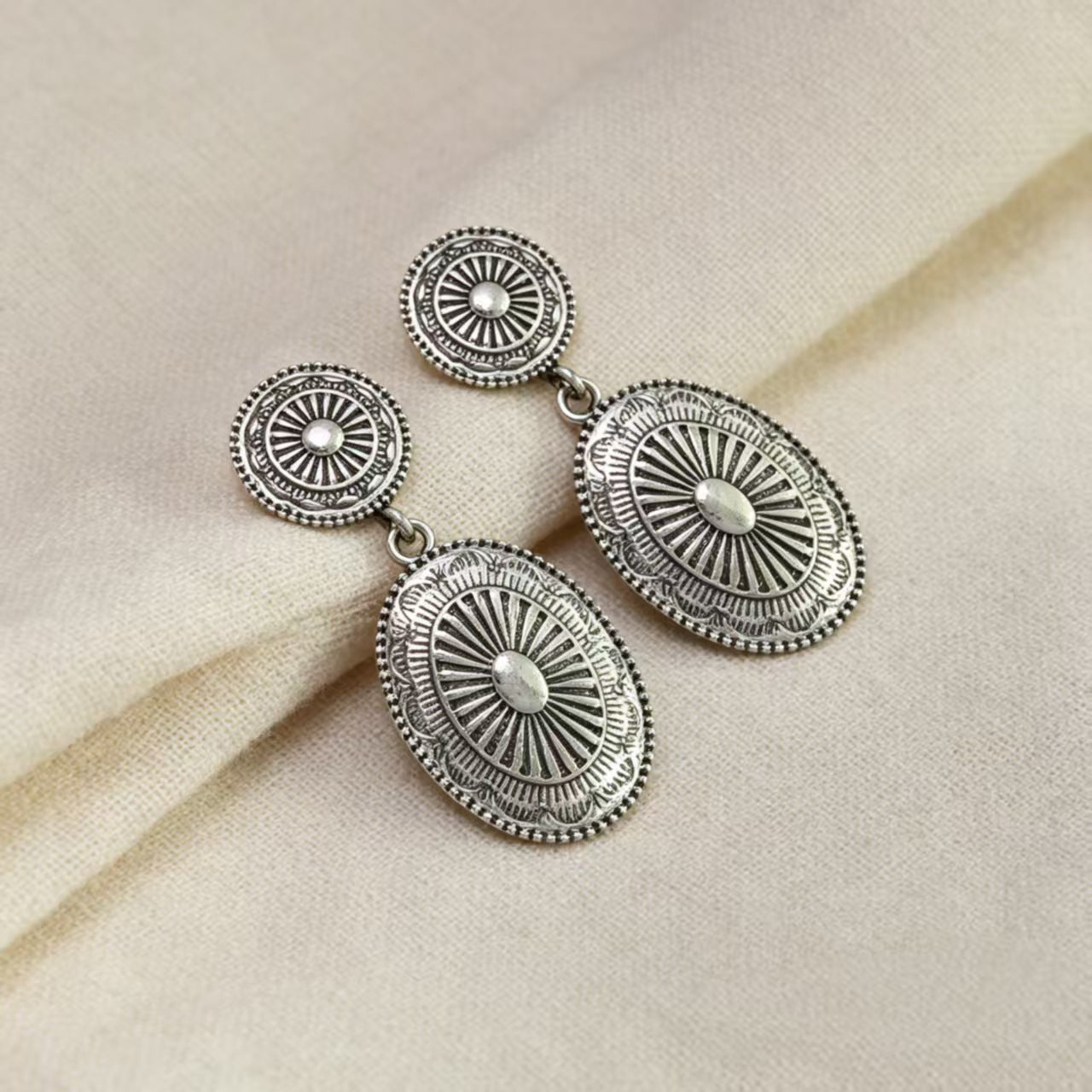 Bohemian Vintage Totem Distressed High Sense Earrings