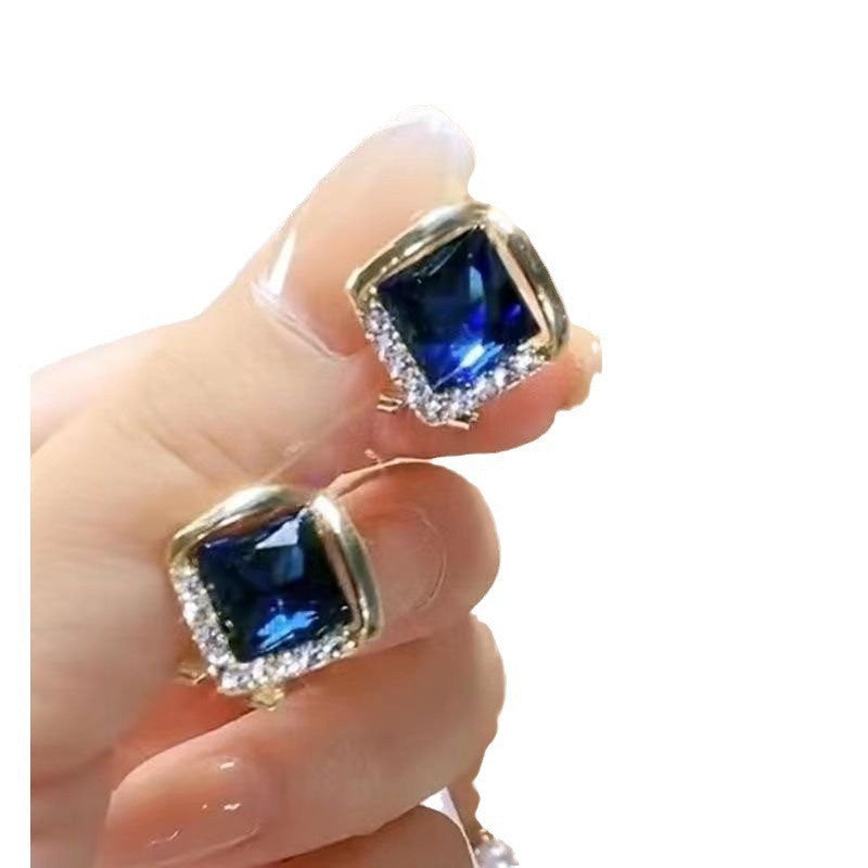 Diamond Square Light Luxury Versatile Exquisite Earrings