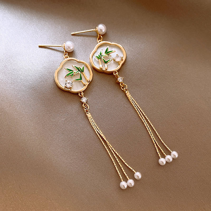 Women's Style Bamboo Leaf Scallop Ethnic Elegant Earrings