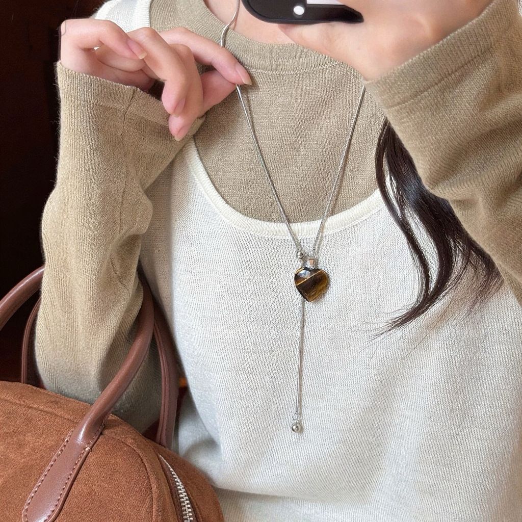 Women's High-grade Butterfly Pearl Style Niche Clavicle Chain Light Luxury Necklaces