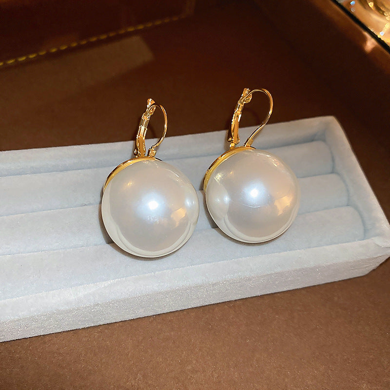 Fashion High-grade Zircon Pearl French Minority Retro Earrings