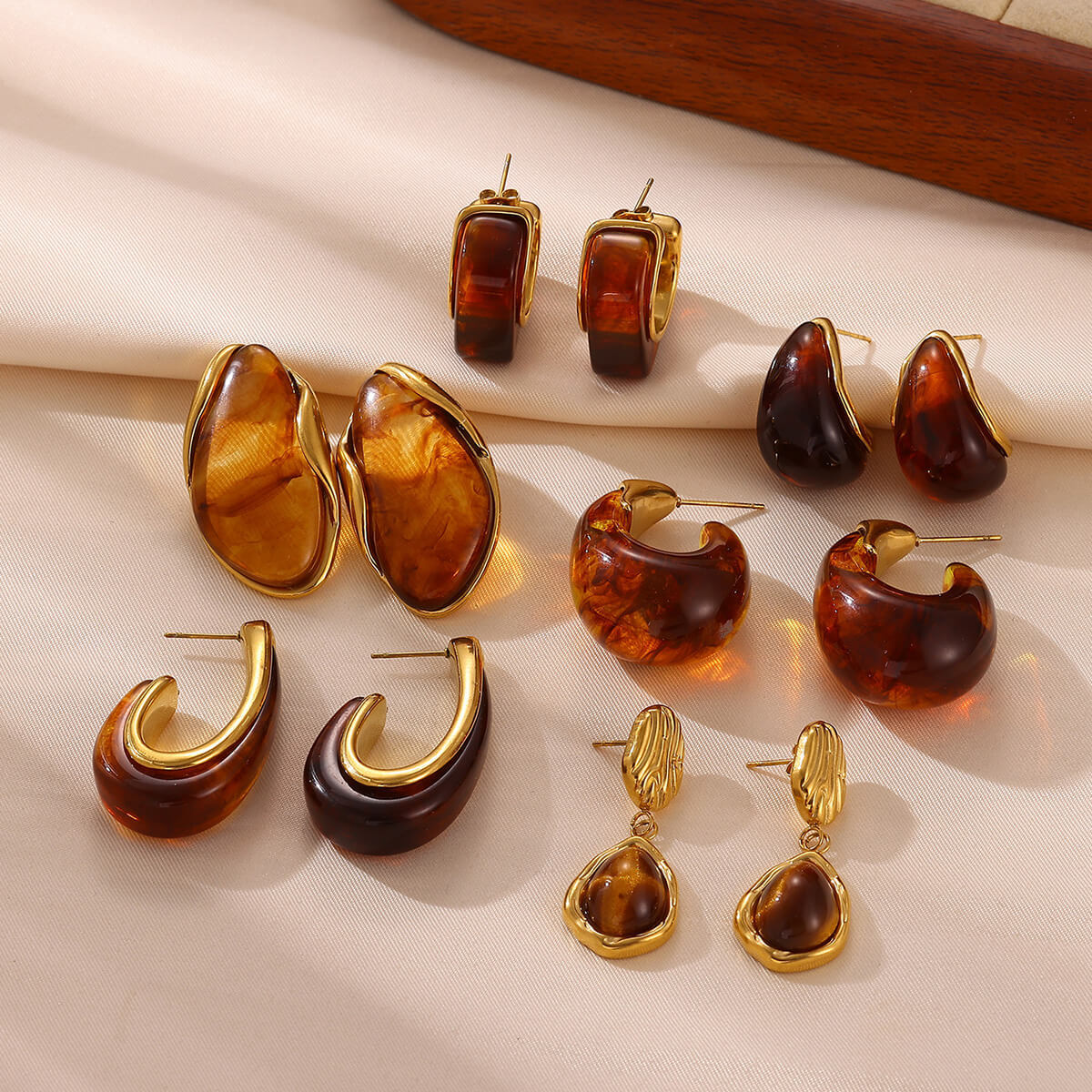 Women's Coffee Color For Light Luxury Temperament High Sense Earrings