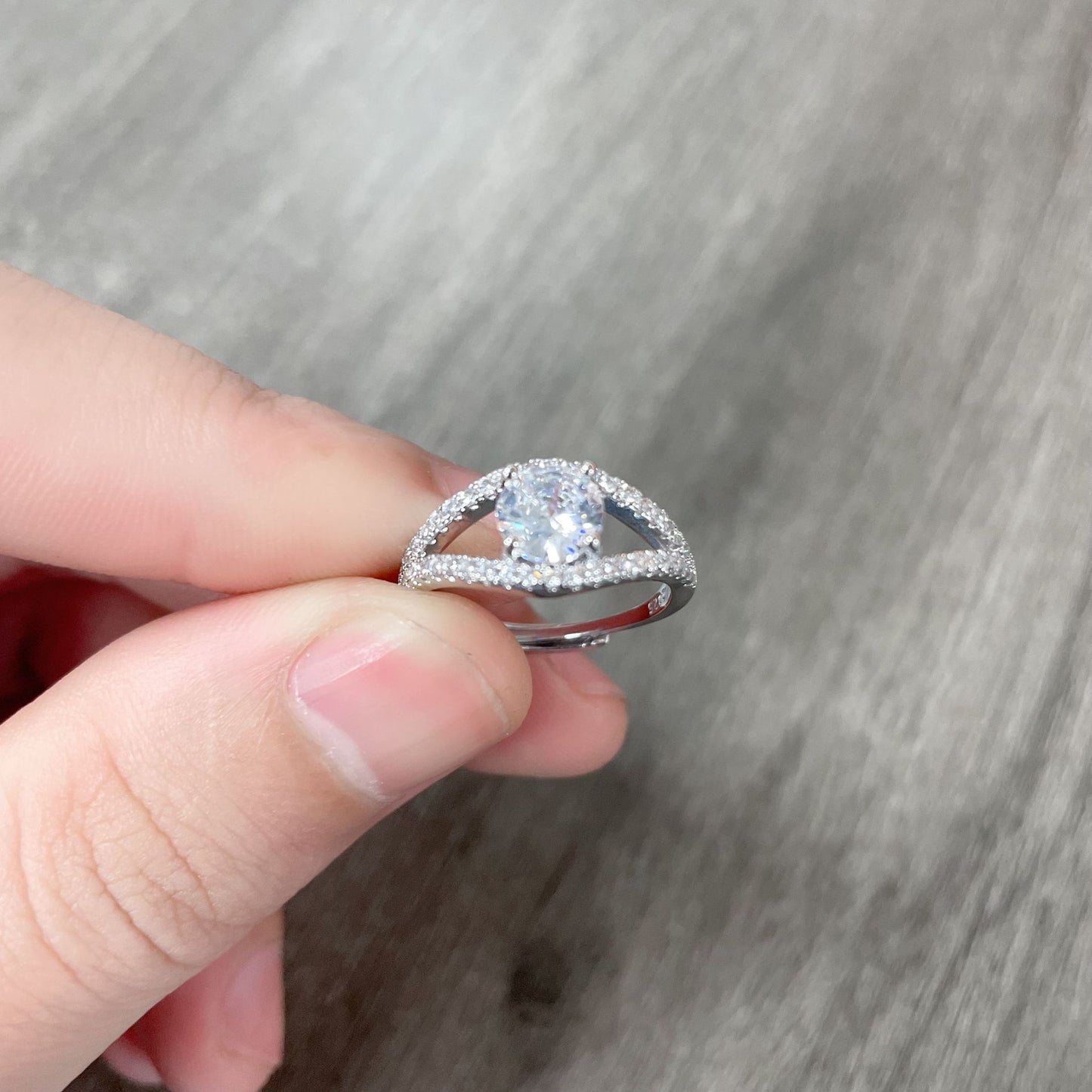 Streaming On Moissanite Female Affordable Luxury Fashion Rings