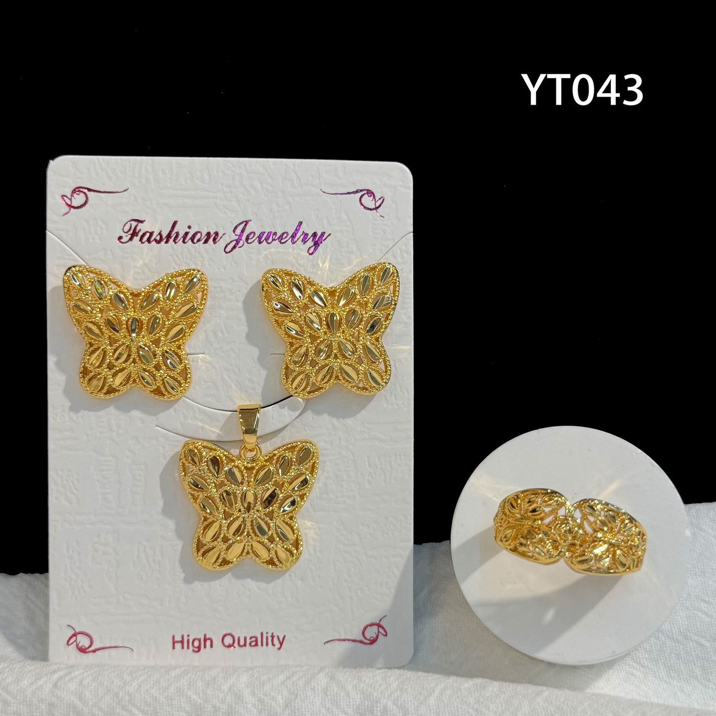 Gilding Hollow Pattern Niche Design Disc Pendants