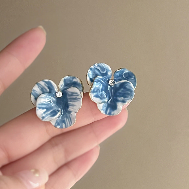 Women's Fresh Blue Fabric Flower Tassel Seaside Vacation Style Light Stud Earrings