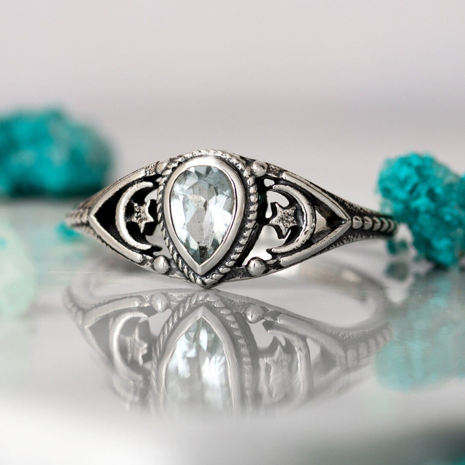 Fashion Elegant Zircon Star Moon Design Rings