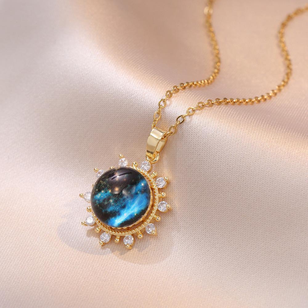Light Luxury High-grade Super Fairy Titanium Steel No Fading Clavicle Necklace