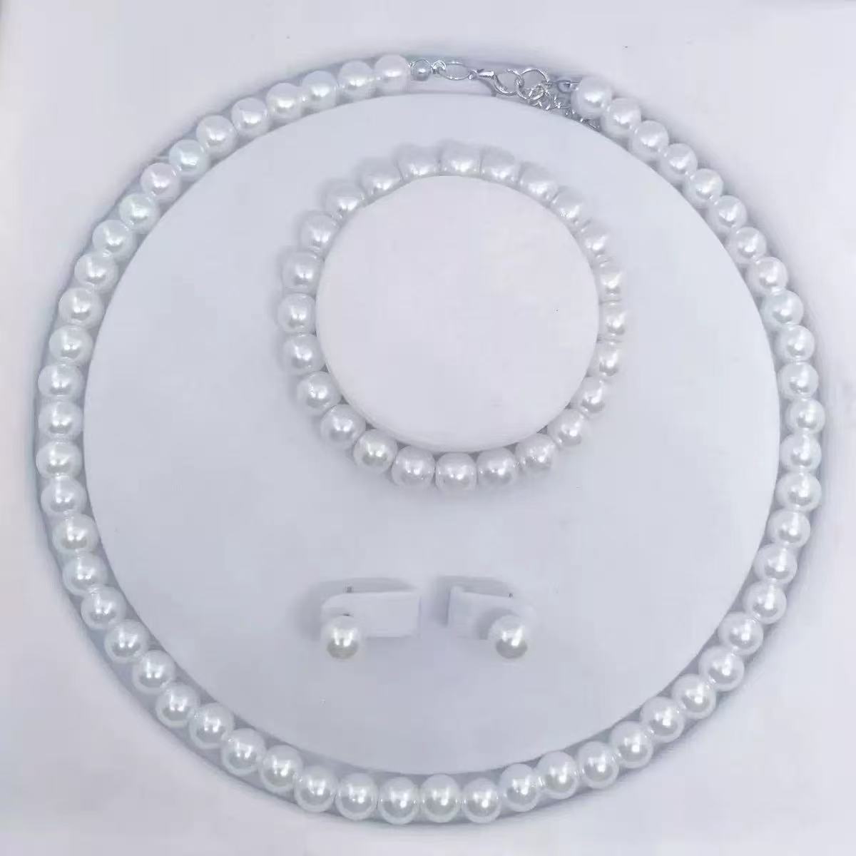 Women's Imitation Pearl Three-piece Affordable Luxury Fashion Jewelry Set
