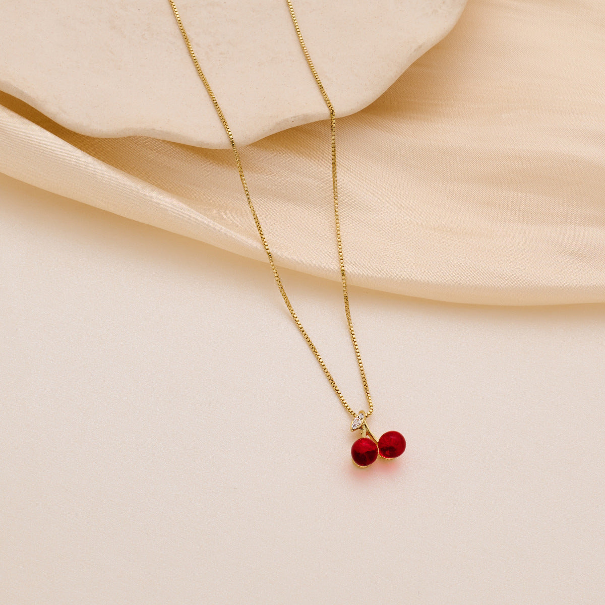 Female Summer Light Luxury Minority Design Clavicle Chain Exquisite Necklaces