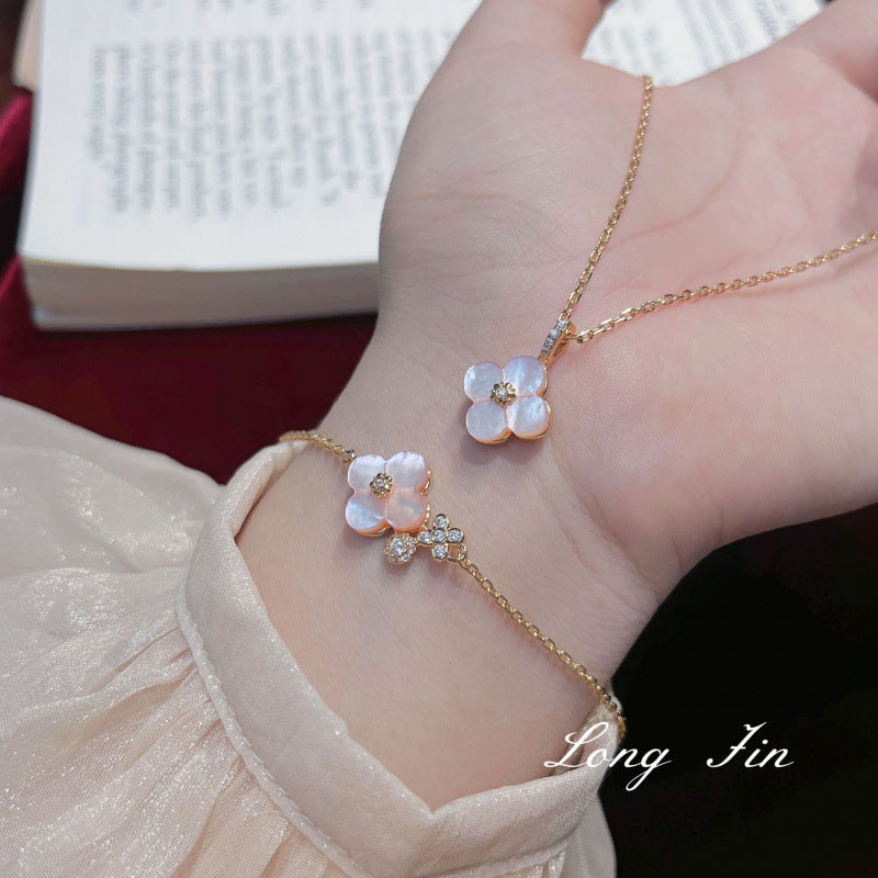 Retro High-grade Light Luxury Cherry Blossom Pink Shell Bracelets