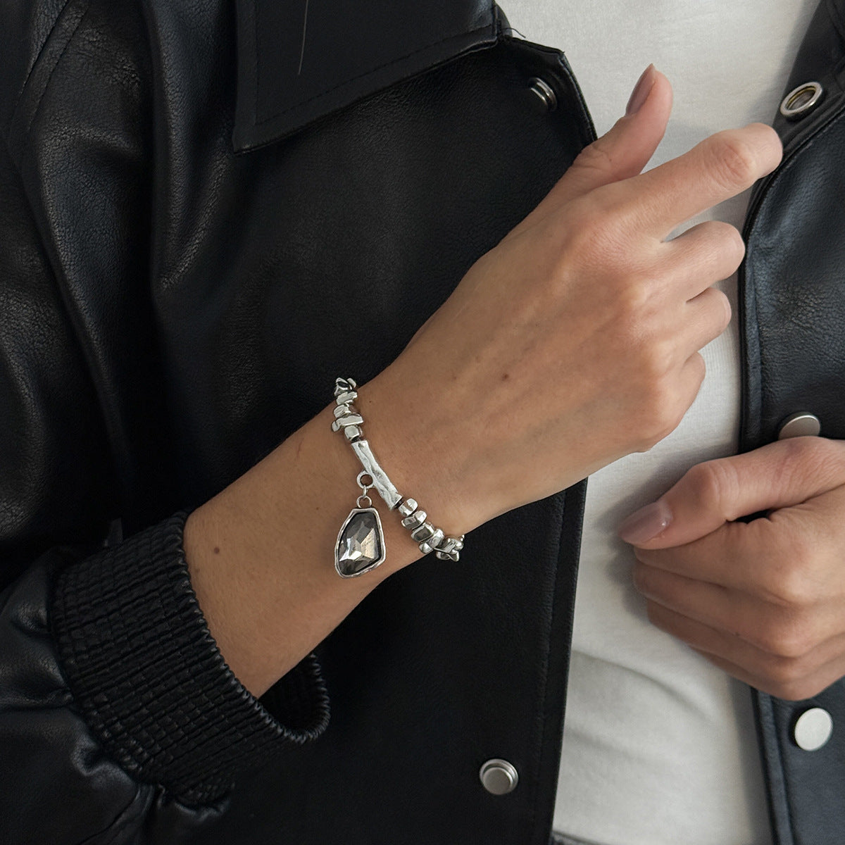 Cold Wind Irregular Beaded Clavicle Chain Necklaces