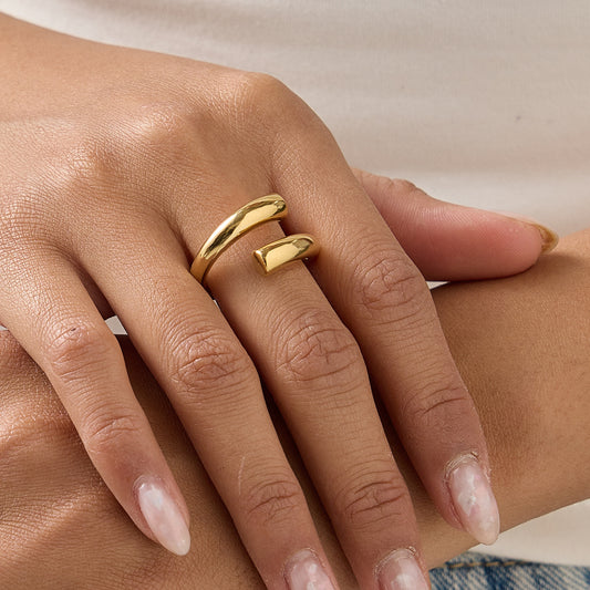 Women's Solid Simple Open Gold-plated Baroque Design Bracelets