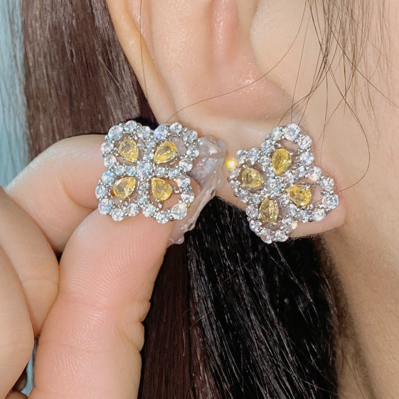 Women's Classic Rainbow Four Leaf Clover Ear Simple Plated Bright Zirconium Jewelry Set