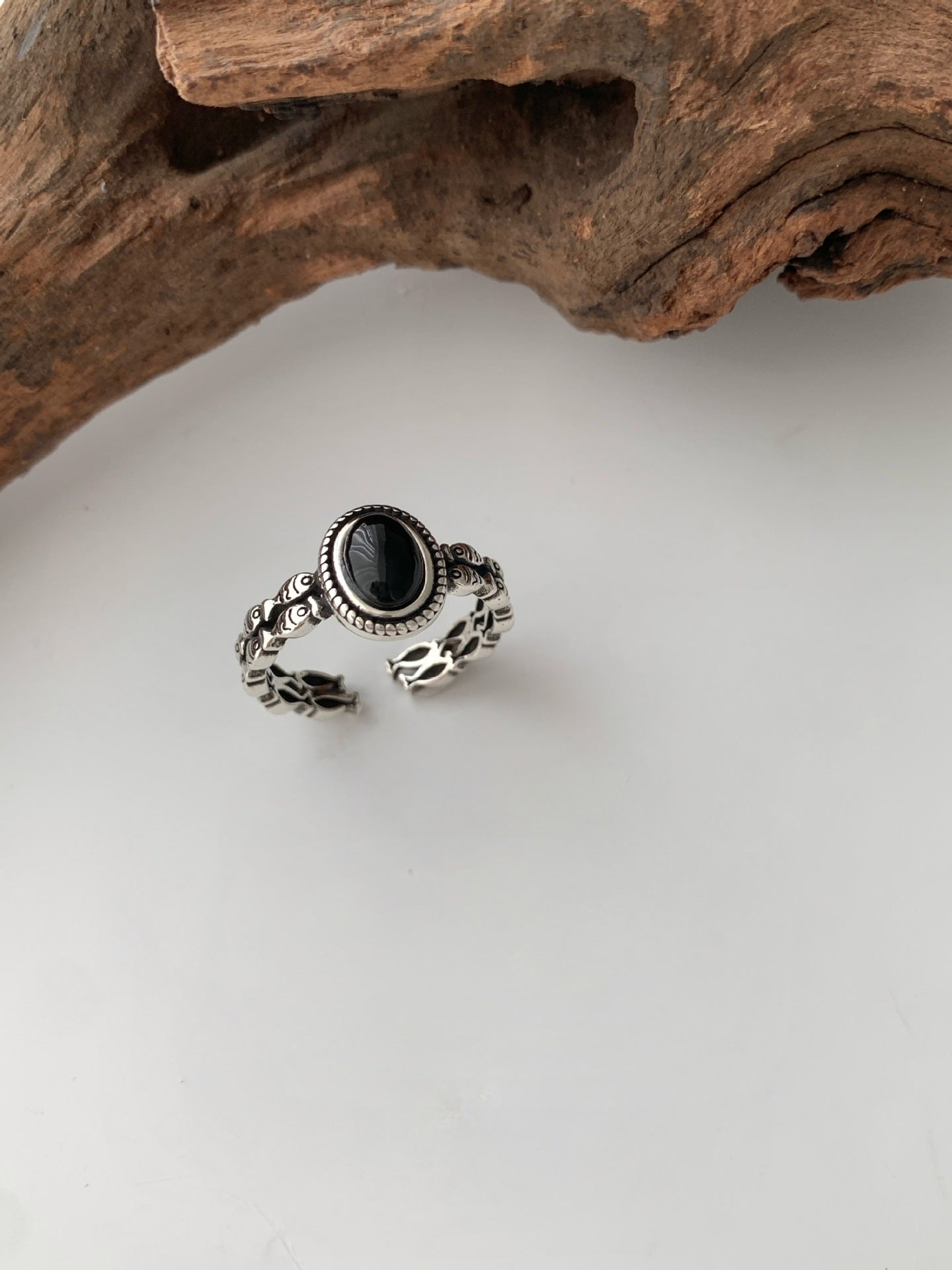 Women's Retro Yu Natural Gemstone Geometric Personalized Style Trendy Niche Ring
