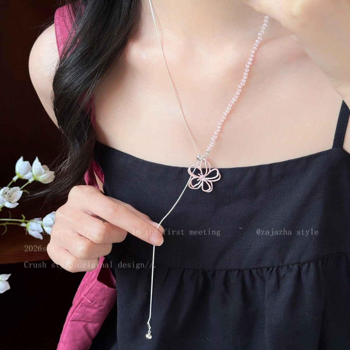 Spring Atmosphere Multicolor Cutout Small Flower Beaded Female Niche Design Necklace