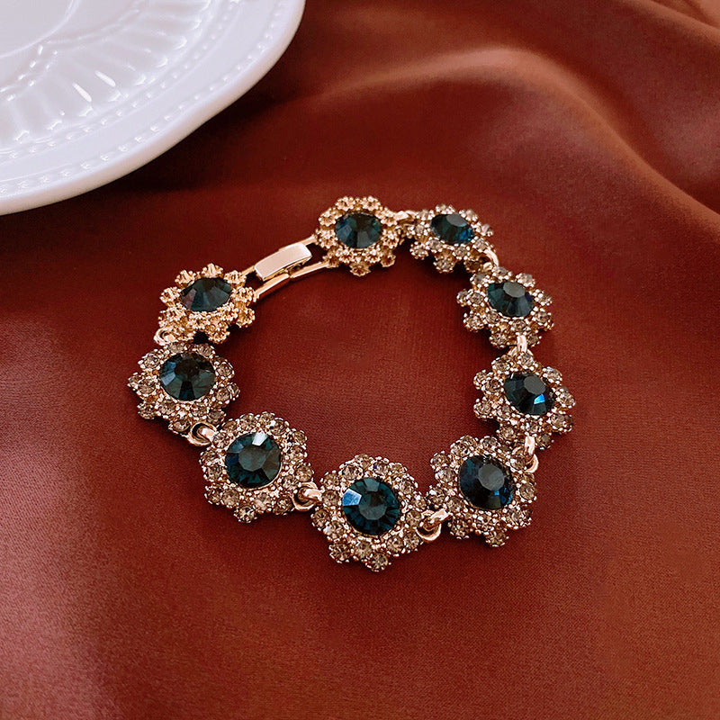 Square Stitching Palace Style Exquisite Clavicle Chain Middle Necklaces